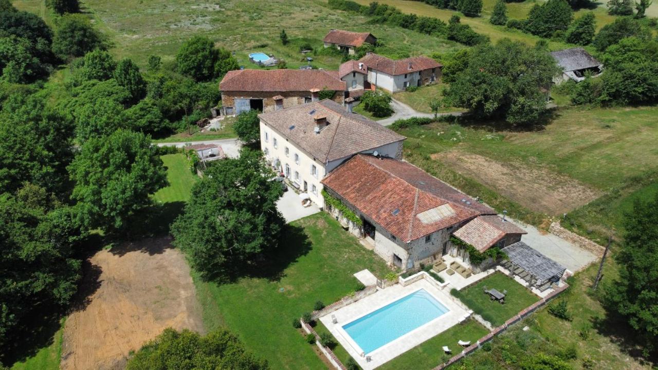 Les Picardies Lesterps Exteriér fotografie